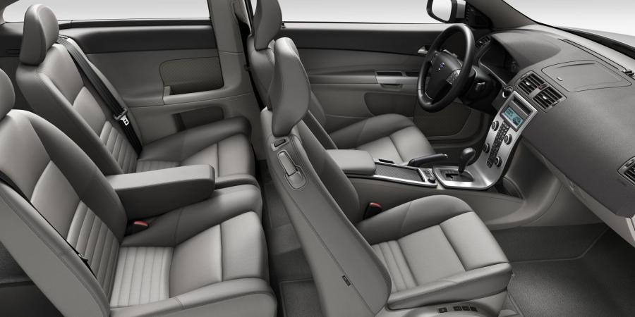  Volvo C30 2009 года  (фото 39 из 92)